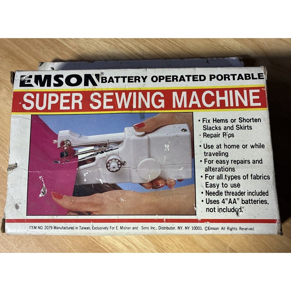 Emson Super Sewing Machine Super Portable Battery Operated- Original Box Vintage